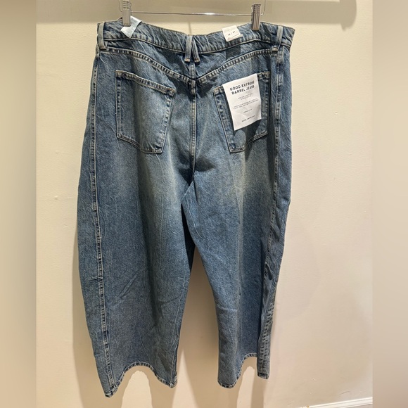 Good American Barrel Jeans NWT - Picture 8 of 9